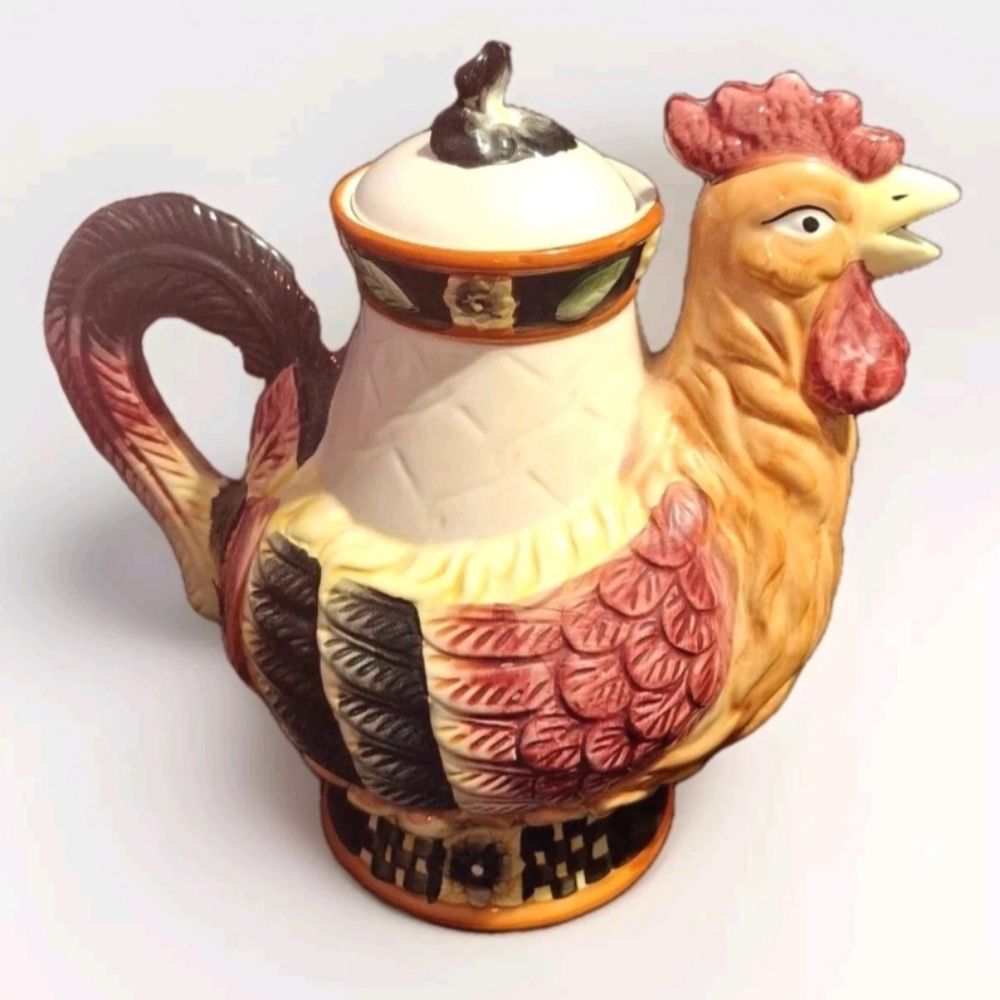 Ceramic Bella Casa Rooster Pitcher With Lid~Teapot~Chicken~Farmhouse~Rustic